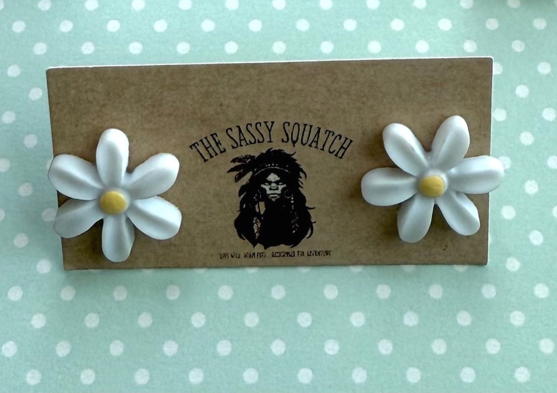 Daisy Child Studs