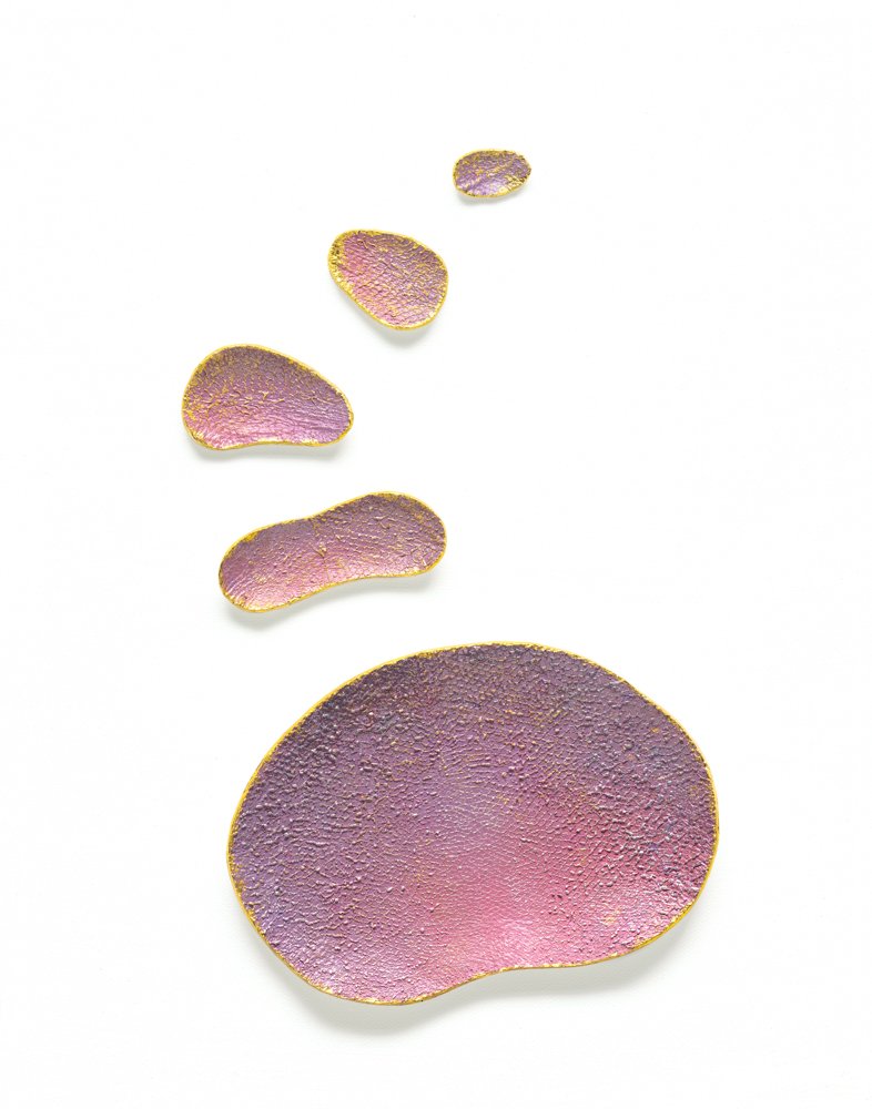 Enchantment
14 x 11 x 1 in
Invasive lionfish leather, acrylic, gold leaf, on canvas
Framed size: 15 3/8 × 12 × 2 in. Presentation: white floating frame.