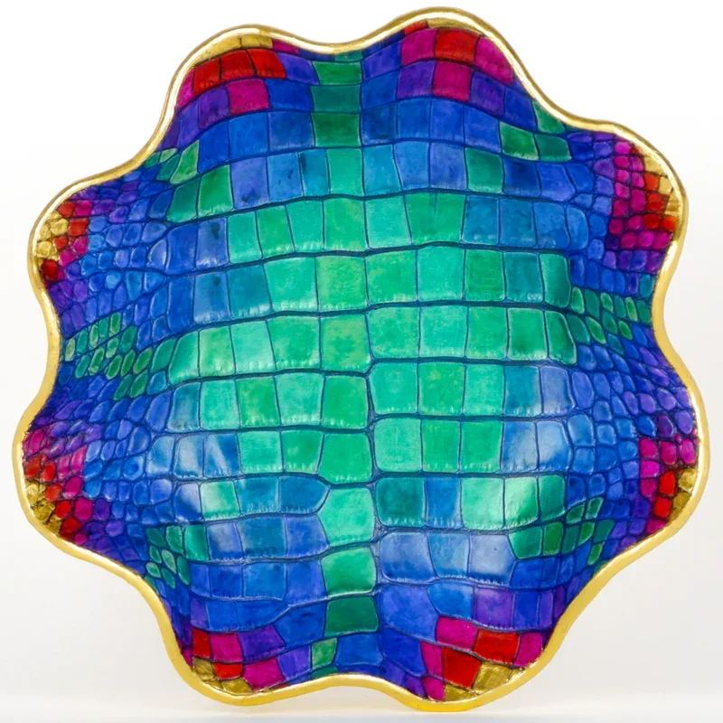 Anenome
10.375 x 10.5 x 2.5 in
Alligator leather, dye, 24 karat gold leaf