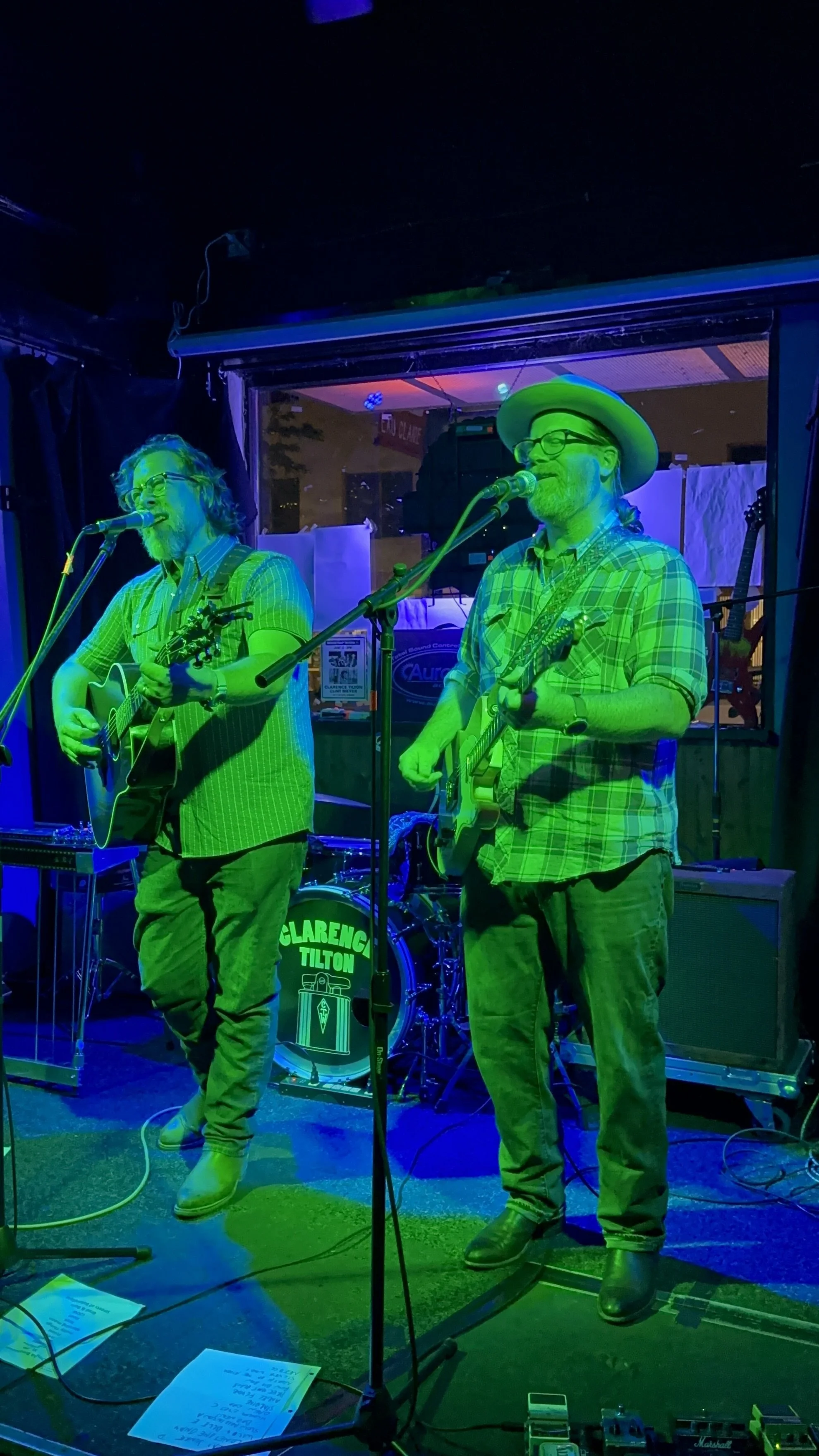 Mousetrap Tavern Supporting Clarence tilton