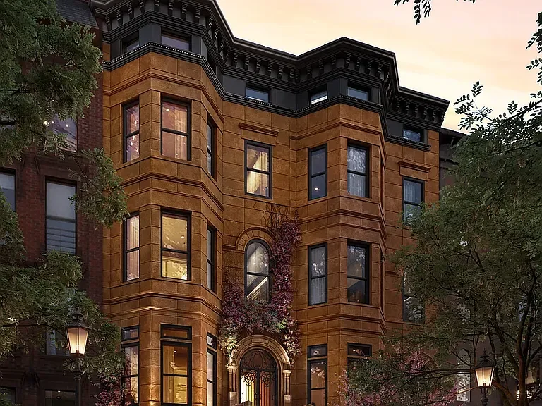 18 8th Avenue