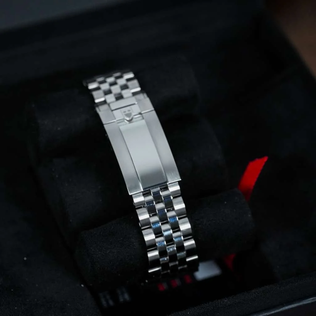 WhatsApp Image 2025-12-18 at 8.25.53 AM (3).jpeg