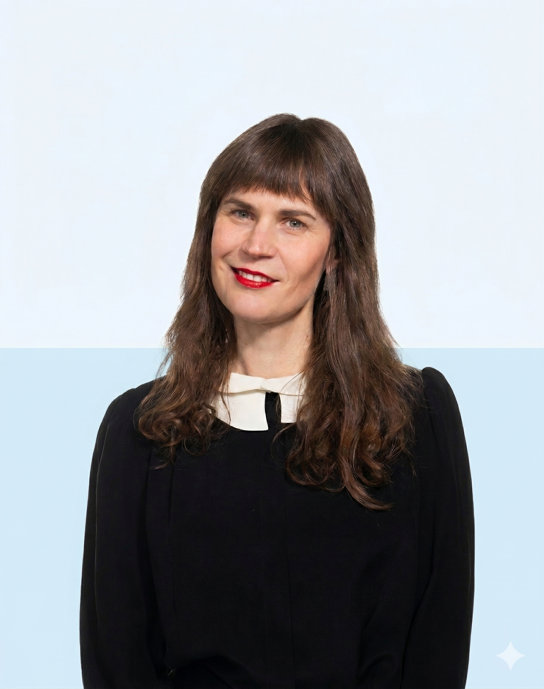Meet Jessie, Go-bop founder. Photo shown on a light blue background.