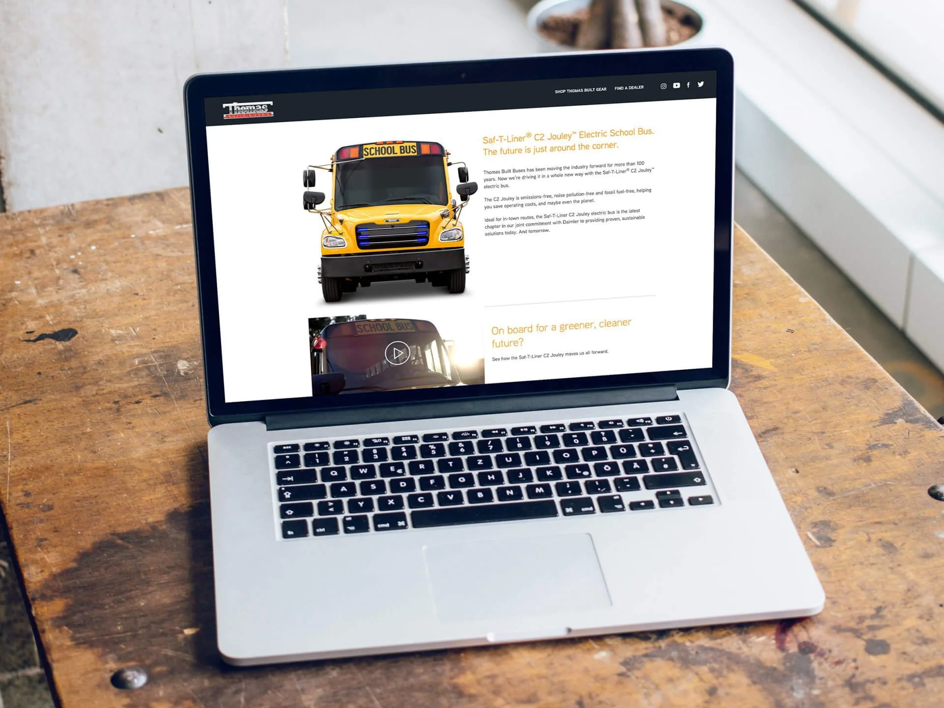 Thomas-Built-Buses-Electric-C2-Safe-T-Liner-Jouley-Website.jpg