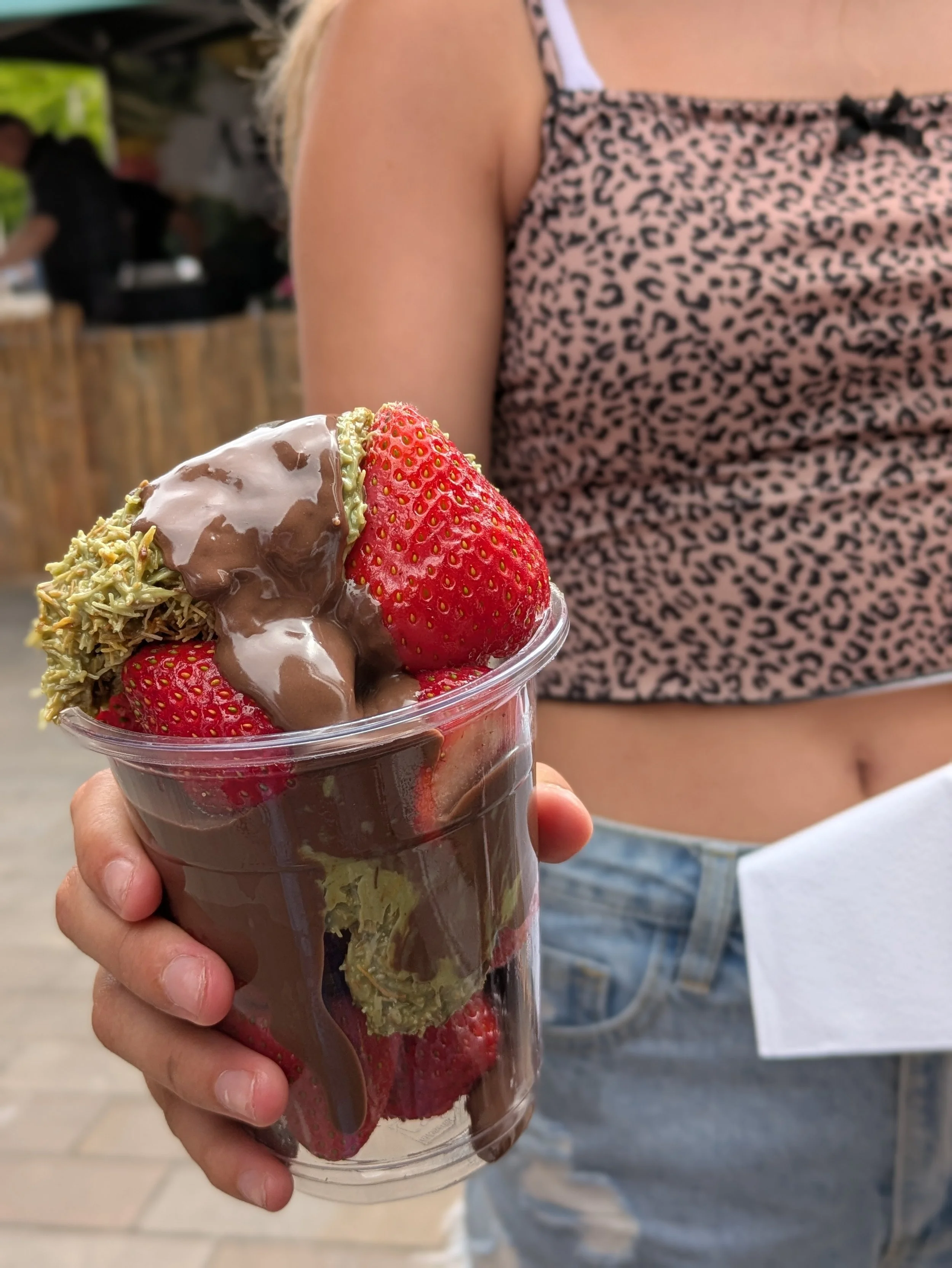 Filthy Fruit Dubai Chocolate Strawberries.jpg