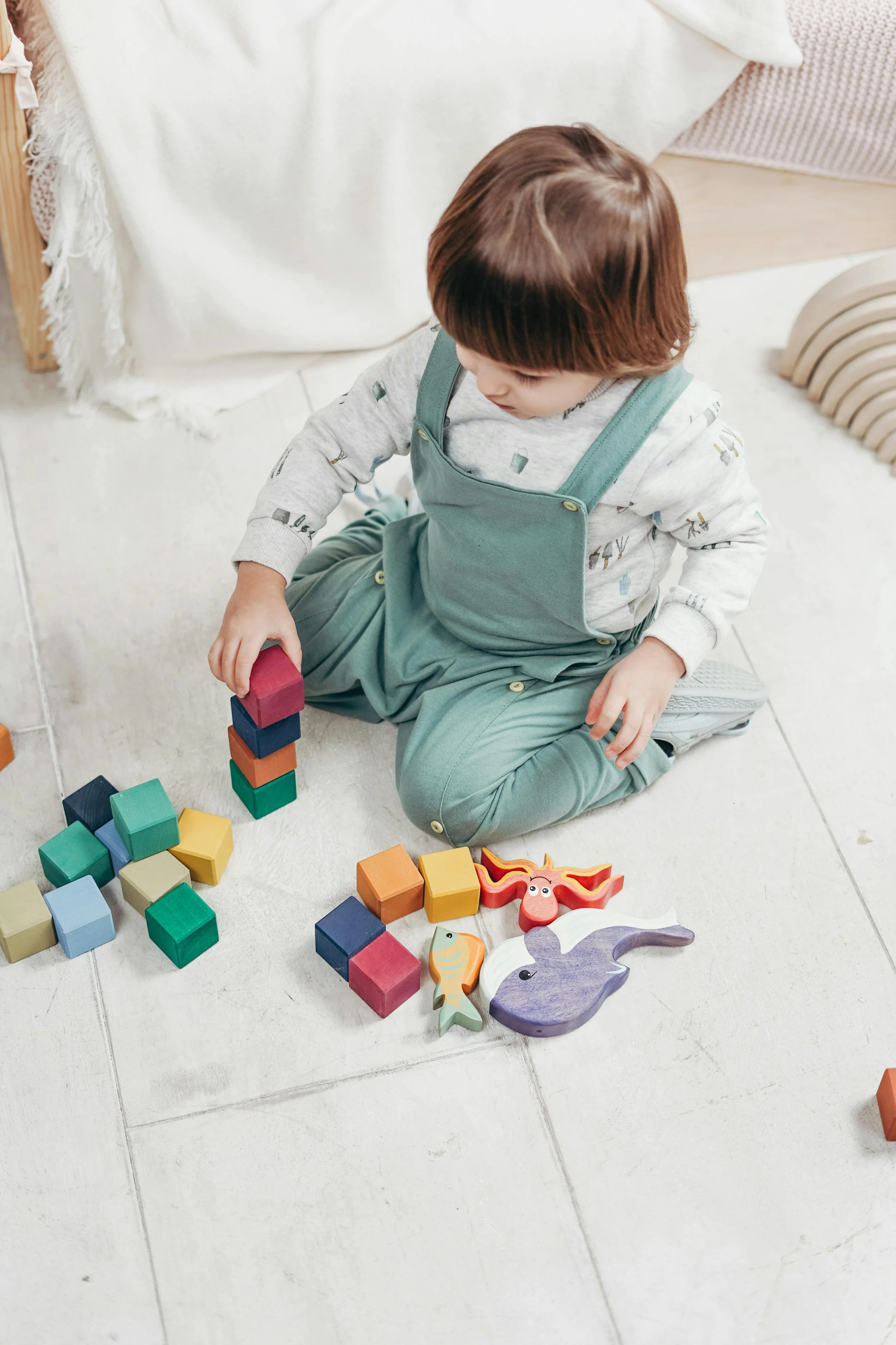 W-Sitting in Toddlers: What It Means and How to Support Core Strength at Home