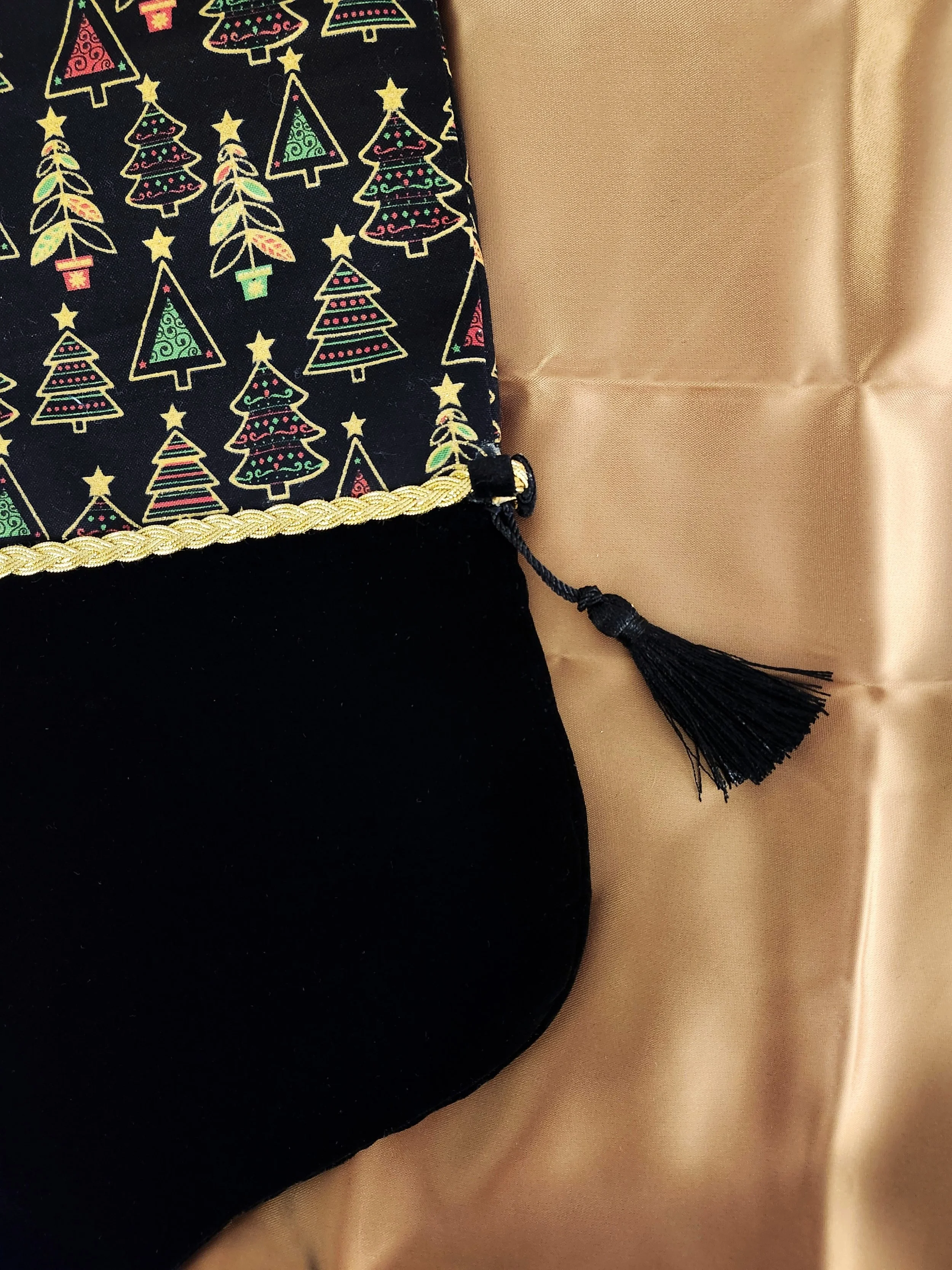 stocking - glitter christmas trees - tassel.jpg