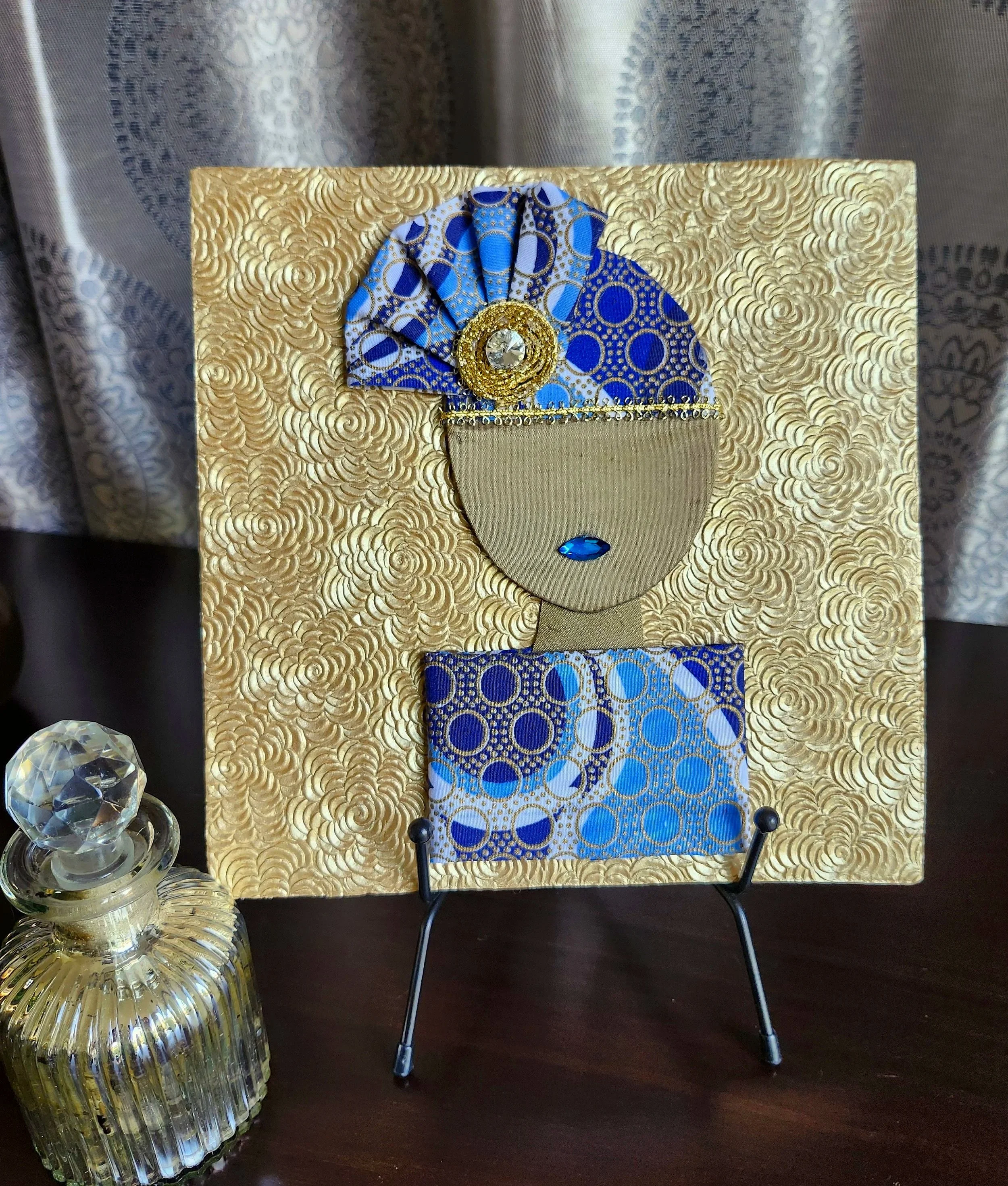 Web+lady+grace+blue%26god+-+easel.jpg