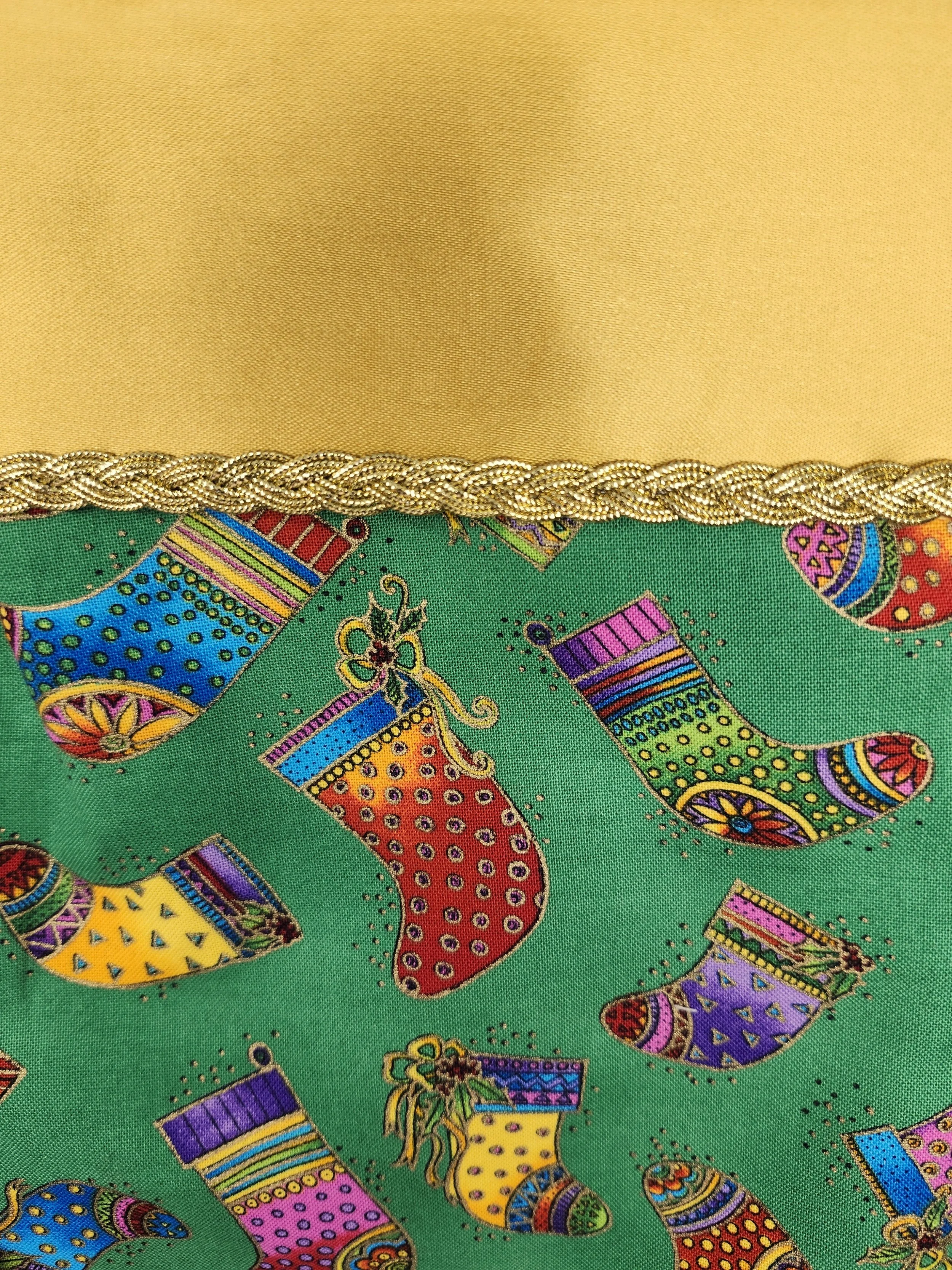 stocking - green&gold closeup2.jpg