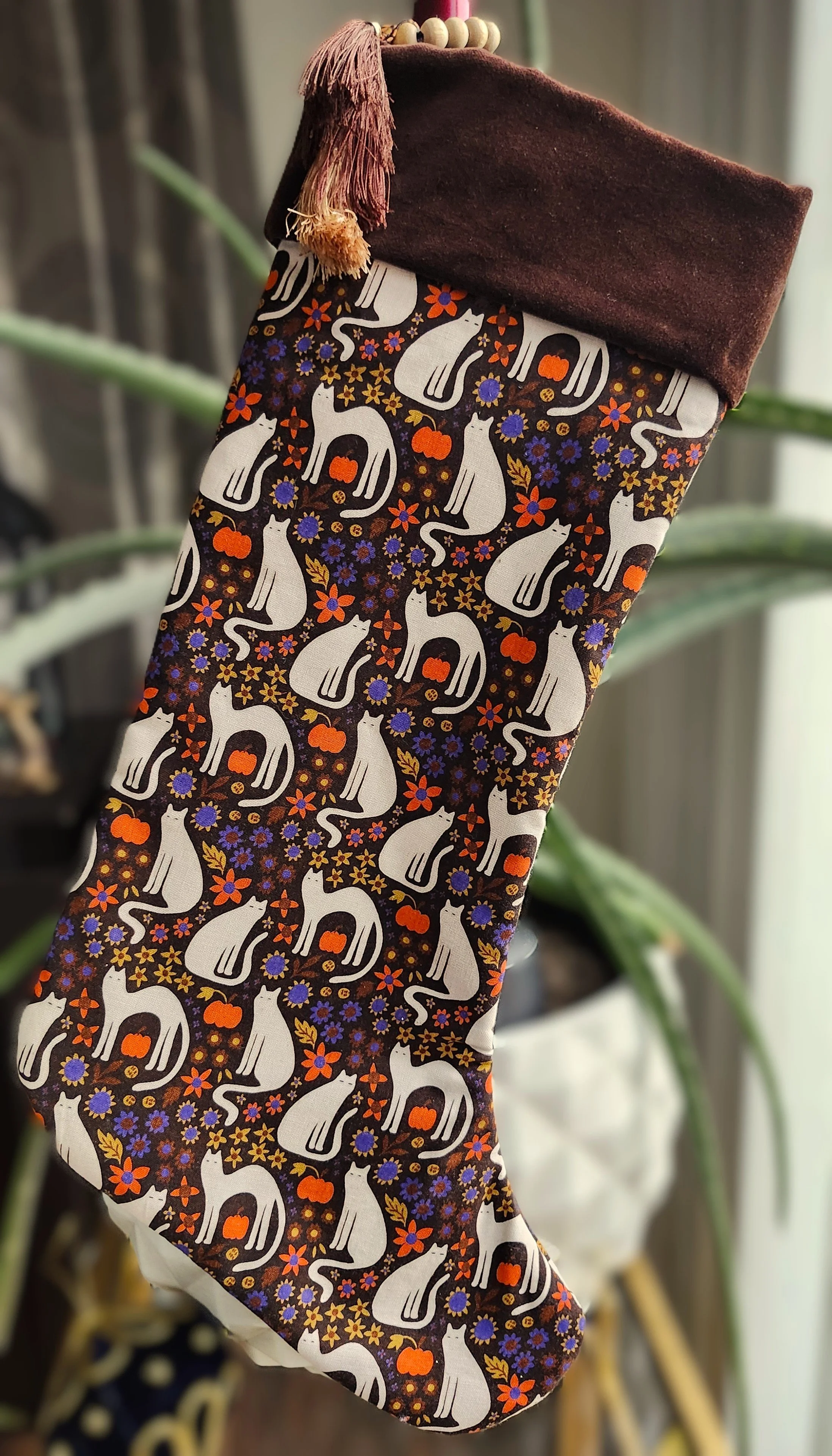 stocking - Brown cats1.jpg