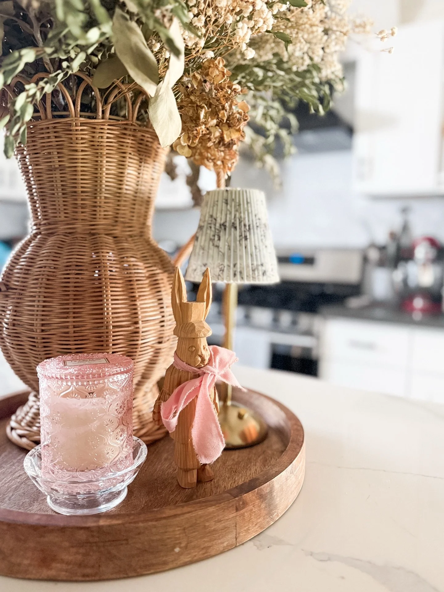 Wishing you and your family a cozy, joy-filled Easter 🐣🌸

I&rsquo;ve been slowly collecting vintage seasonal home decor over the years, and my Easter collection has to be my favorite. ❤️