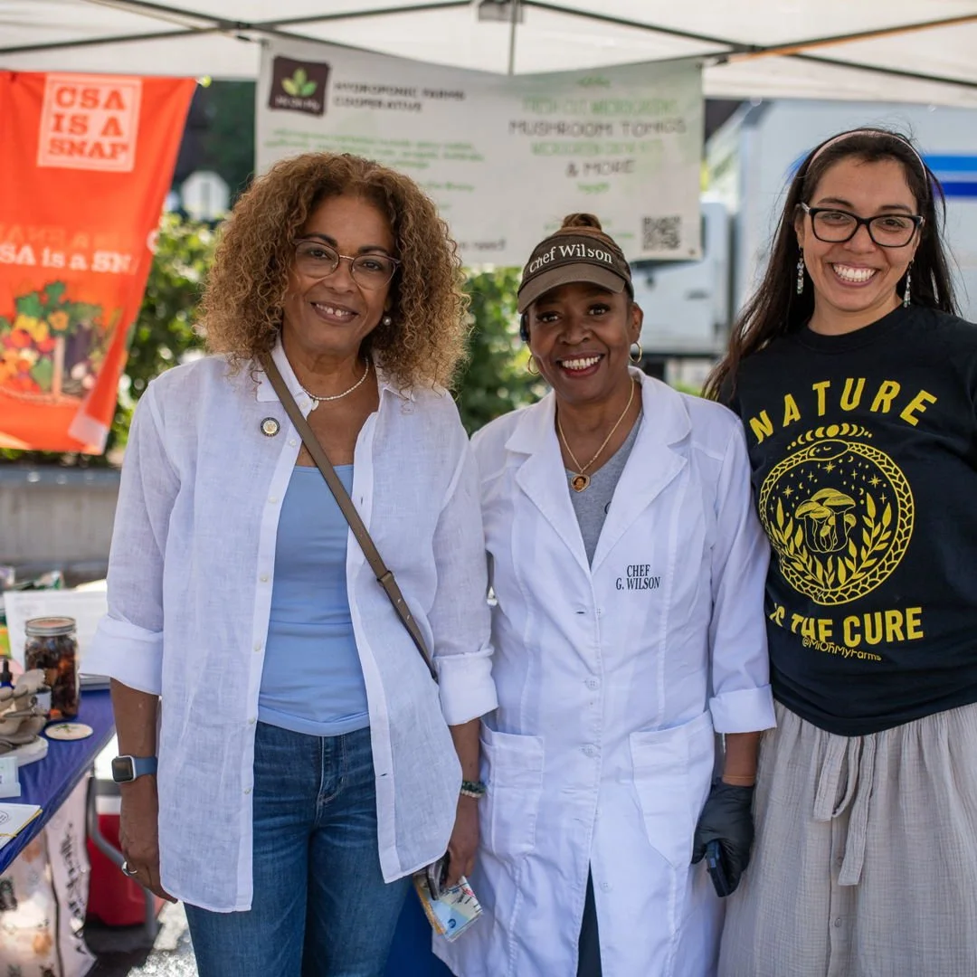 SNAP into farm-fresh fun! 🌱🍄 This past Saturday we made nourishing food accessible to all&mdash;one CSA share at a time! Shout-out to every Bronx neighbor who joined us to learn about microgreens, mushrooms, and the power of community-supported agr