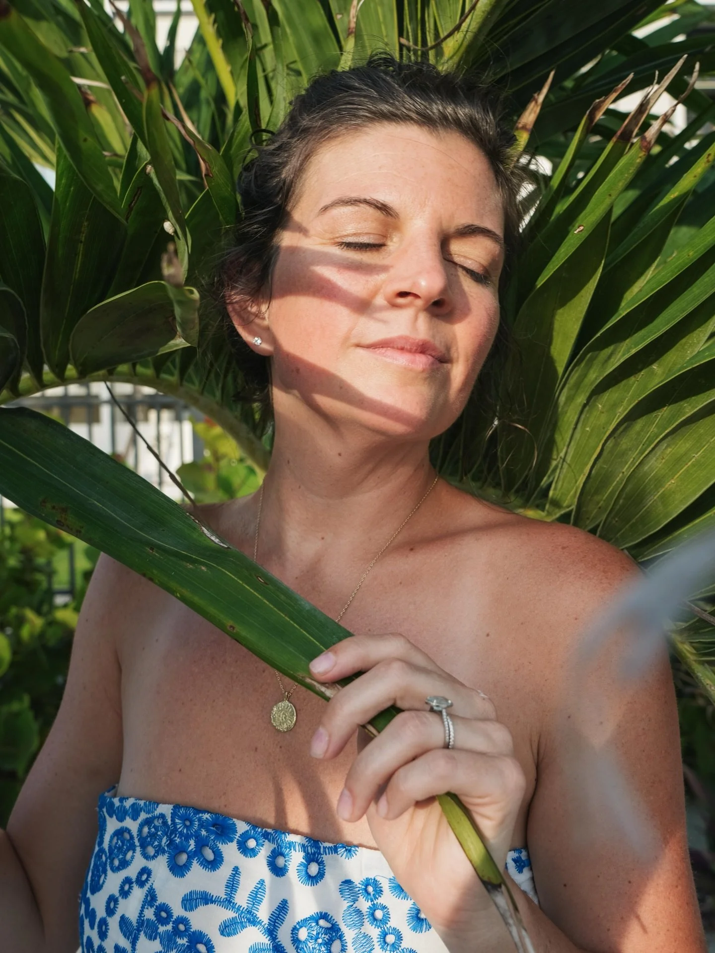 📷💃🏻 I&rsquo;ve been booked with photoshoots this month and having so much fun getting to connect with my clients in real life after years of working exclusively online! 

Meet @april_grell , Transformational Intuitive Guide. April&rsquo;s powerful