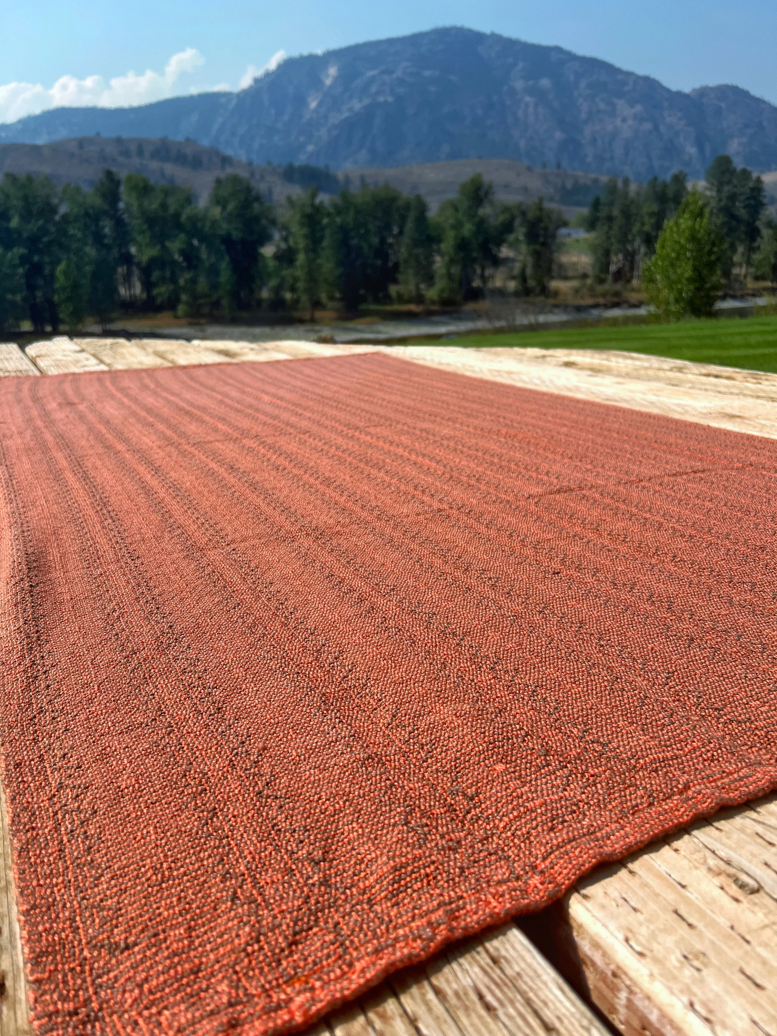 Shadow Weave Blanket - Cooperplume
