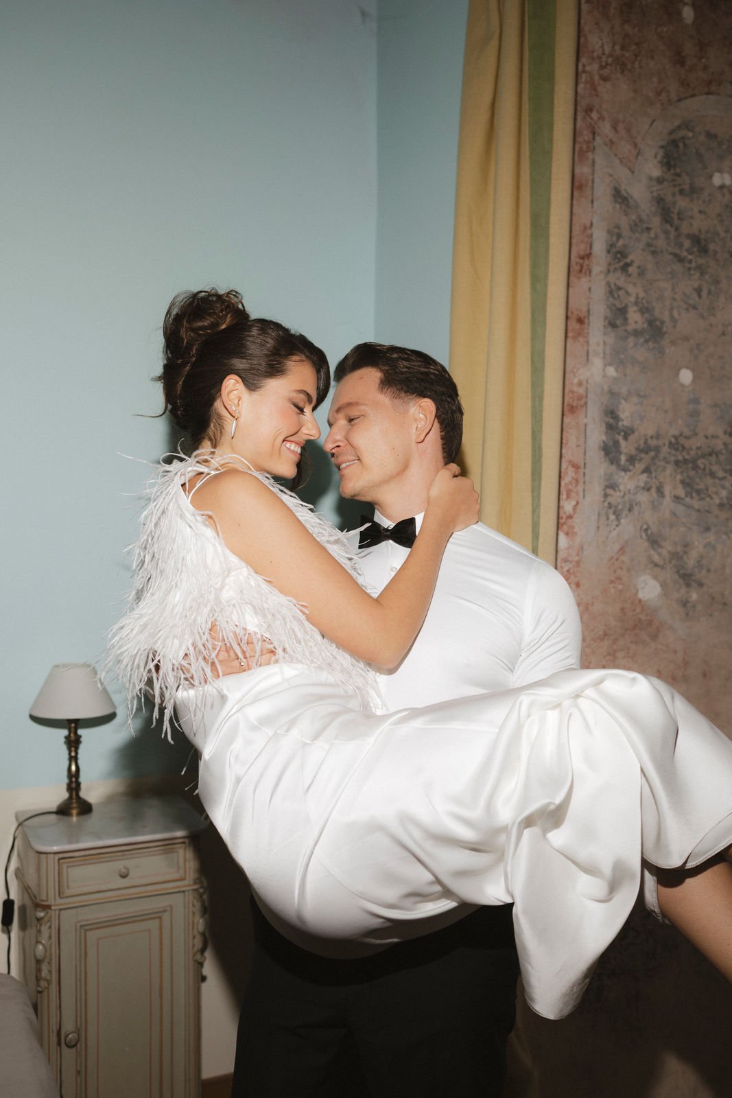 hochzeits-shooting-schloss-burgpreppach-jennifer-fretz-makeup-couple-freshtwist.jpg