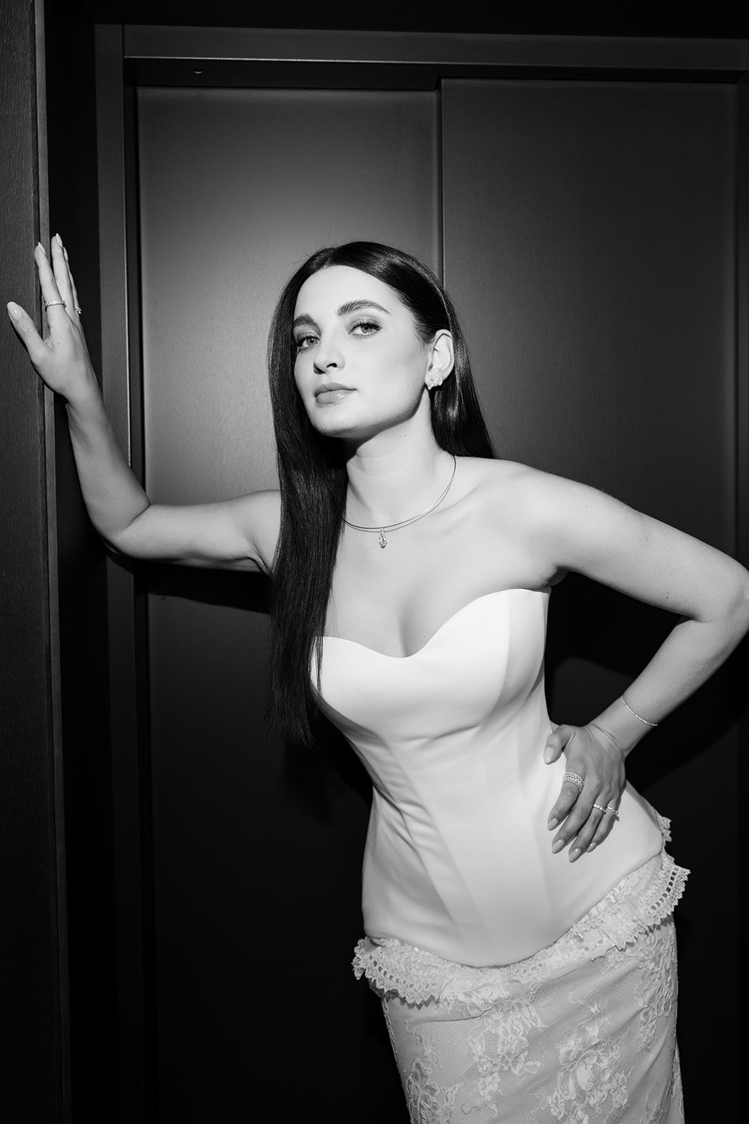 Merna-Hermez-Jewlery-fotoshooting-photography-makeupartist-hairstylist-Sarah-hott-belenbridal-bridal-aisleglam