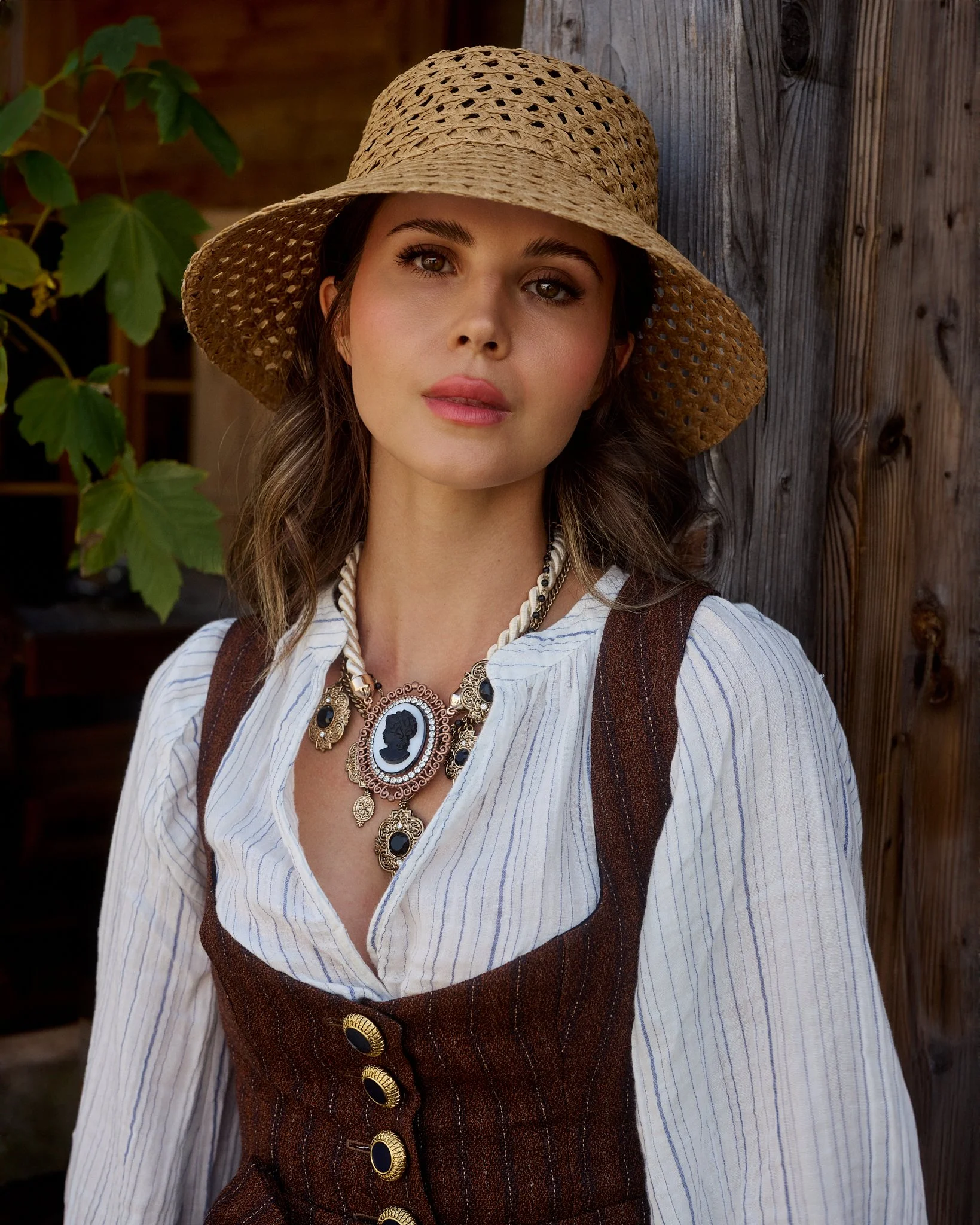 modernes-tracht-styling-trachten-kollektion-jennifer-fretz-wiesn.jpg