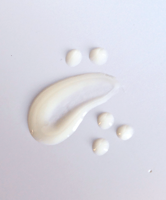 MandelicBrighteningSerum_swatch_website.png