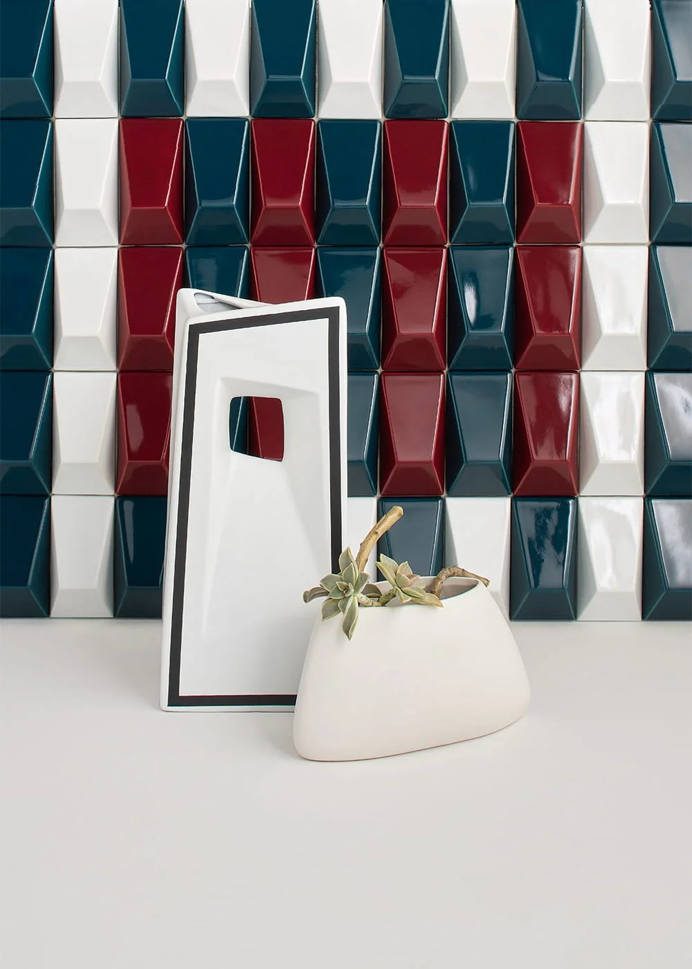 Volumi Planata handmade Italian ceramic wall tile with dimensional geometric relief