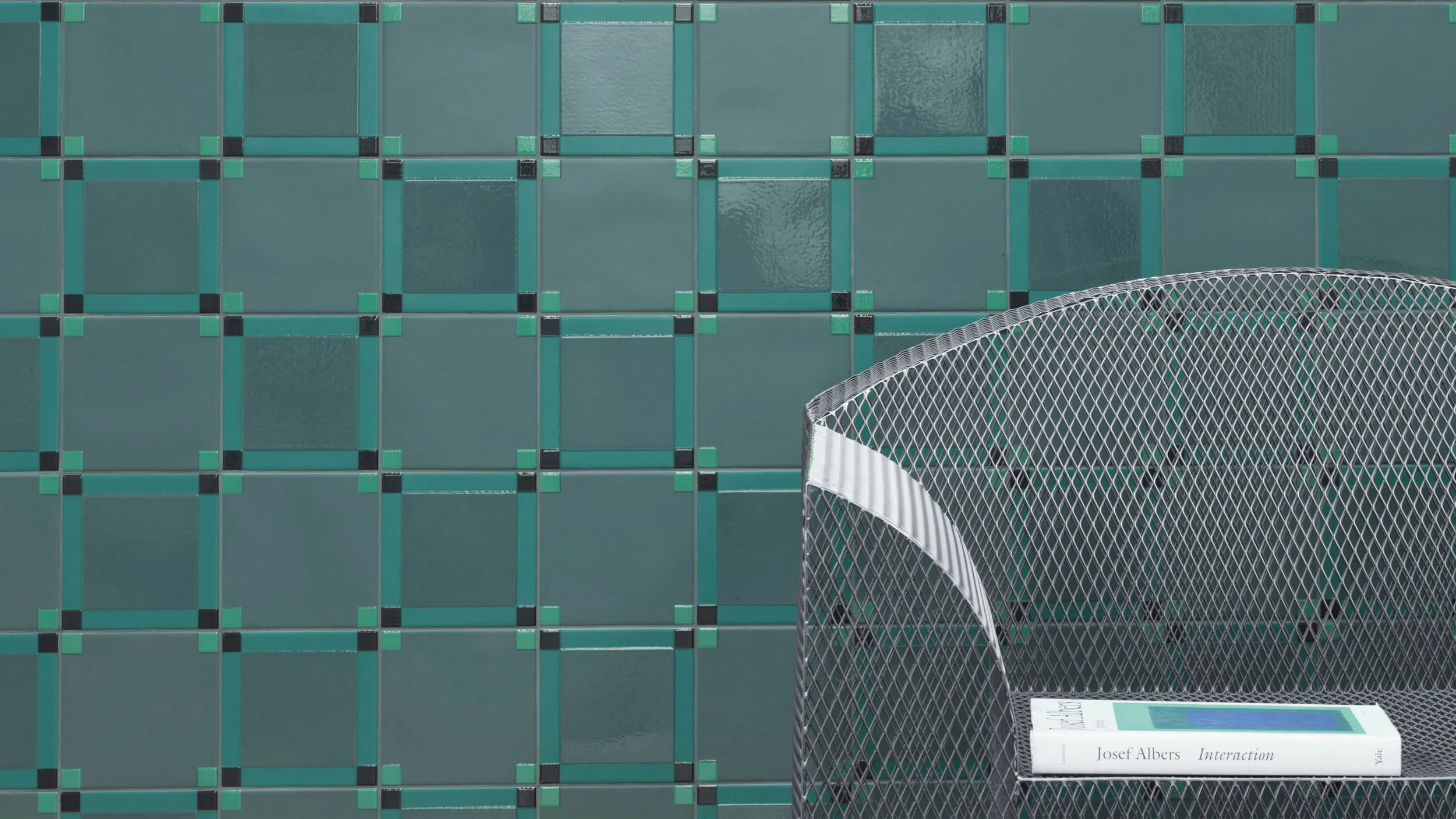 Homage to the Square porcelain wall tile Josef Albers x Mutina geometric color composition installation