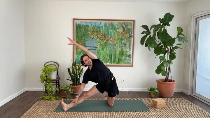 2 new videos in the library!  15 minutes of luscious side bending with @thechristophergolden and a perfect warrior focused class for beginners with @alexsharry.  Everything from our Malibu shoot lives in the Malibu collection in our library!