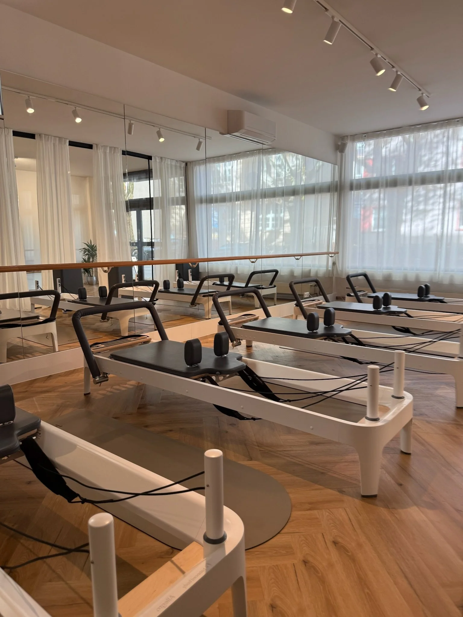 Reformer Pilates Studio in Frankfurt Sachsenhausen.
