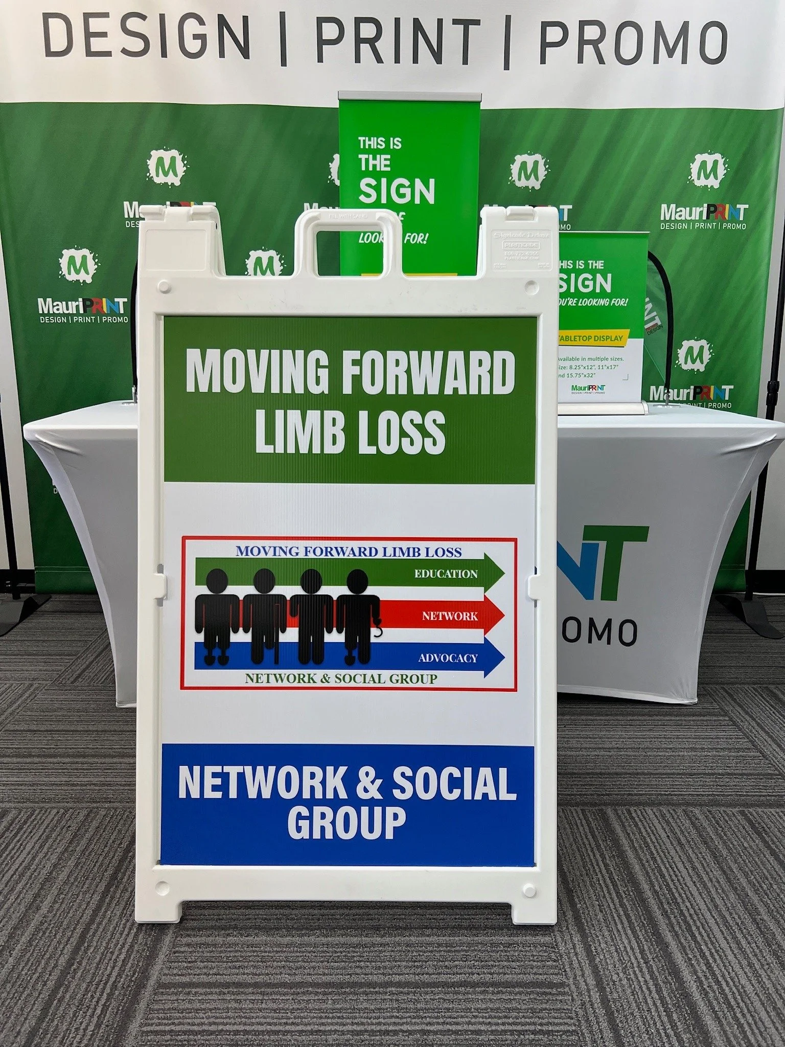 www.MauriPrint.com
Boost Your Business with Sidewalk Signs!
Looking for durable, all-weather promotional signage? Our portable Sidewalk Signs are the perfect solution! Made with sturdy plastic frames and interchangeable 4mm Coroplast inserts, they&r