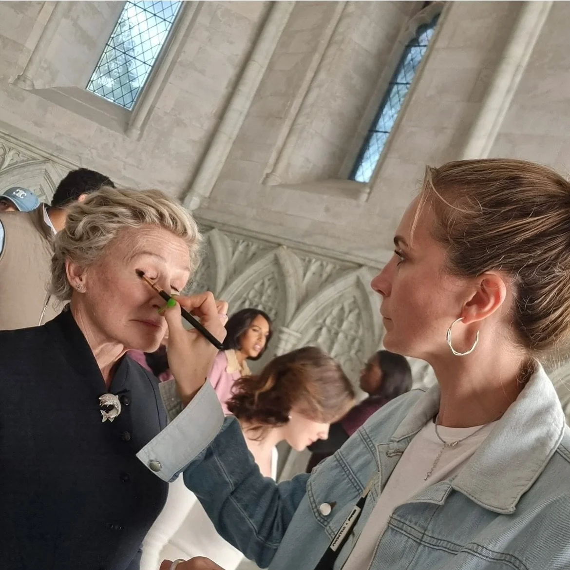 ⚰️ W A K E  U P  D E A D M A N ⚰️ 
Out now so go watch :)! 
I spent last summer with this great bunch of people. @knivesout 🙌🏽
@riancjohnson 🙌🏽
@glennclose 🙌🏽 thanks for having us! 💖
Makeup for Glenn by me :) 
Hair / wig  by @andrewsimonin