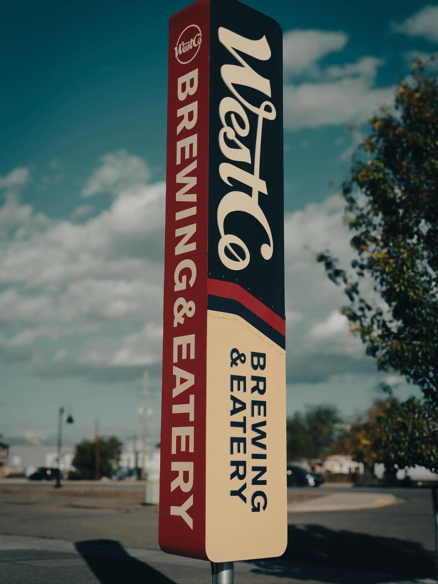 We are officially open everyday at 11am! 
Come see us for lunch! 

Hesitant about Lunch Beers?  Your secret is safe with us.