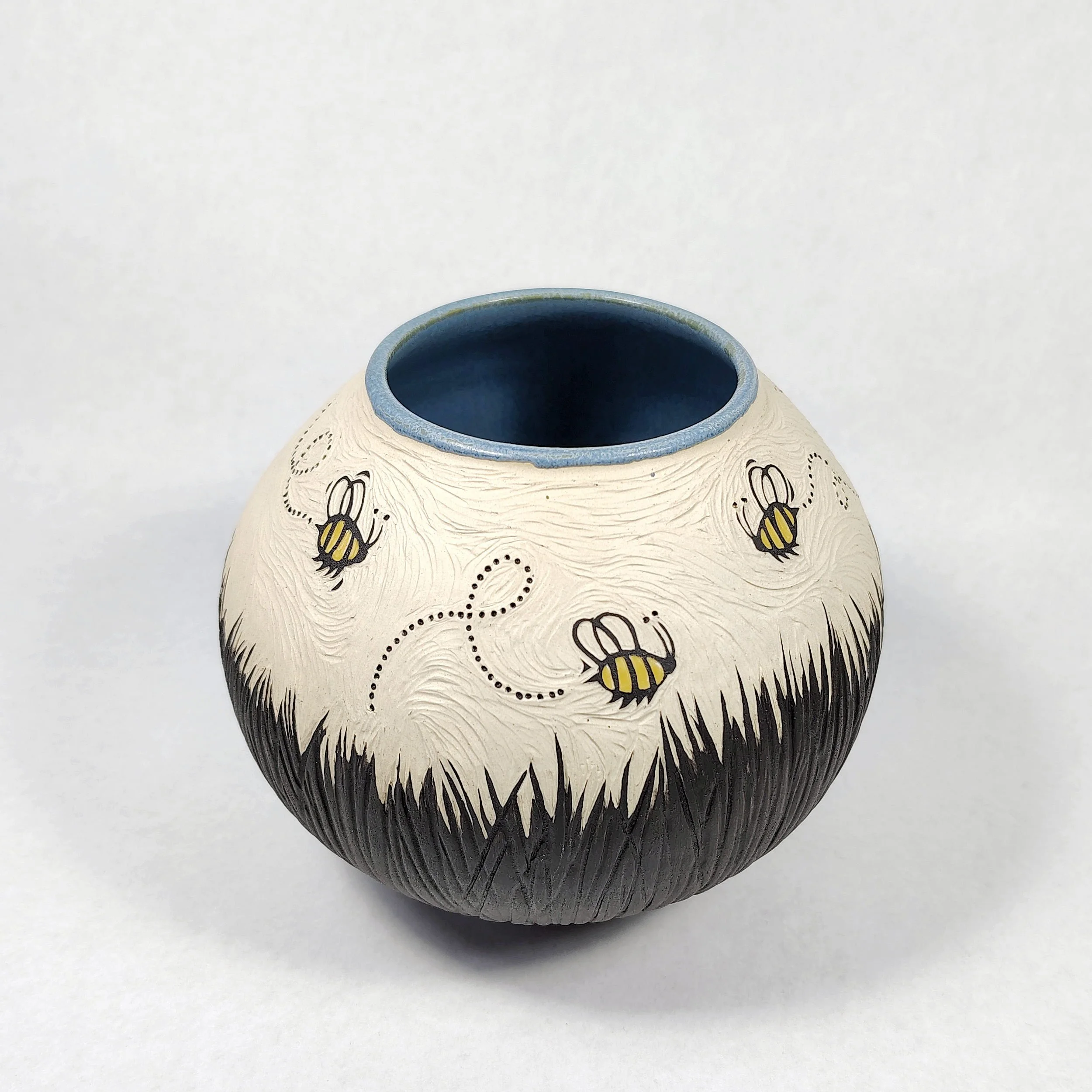 BE15-0058_BeeMeadowMoonJar_24_v1.jpg