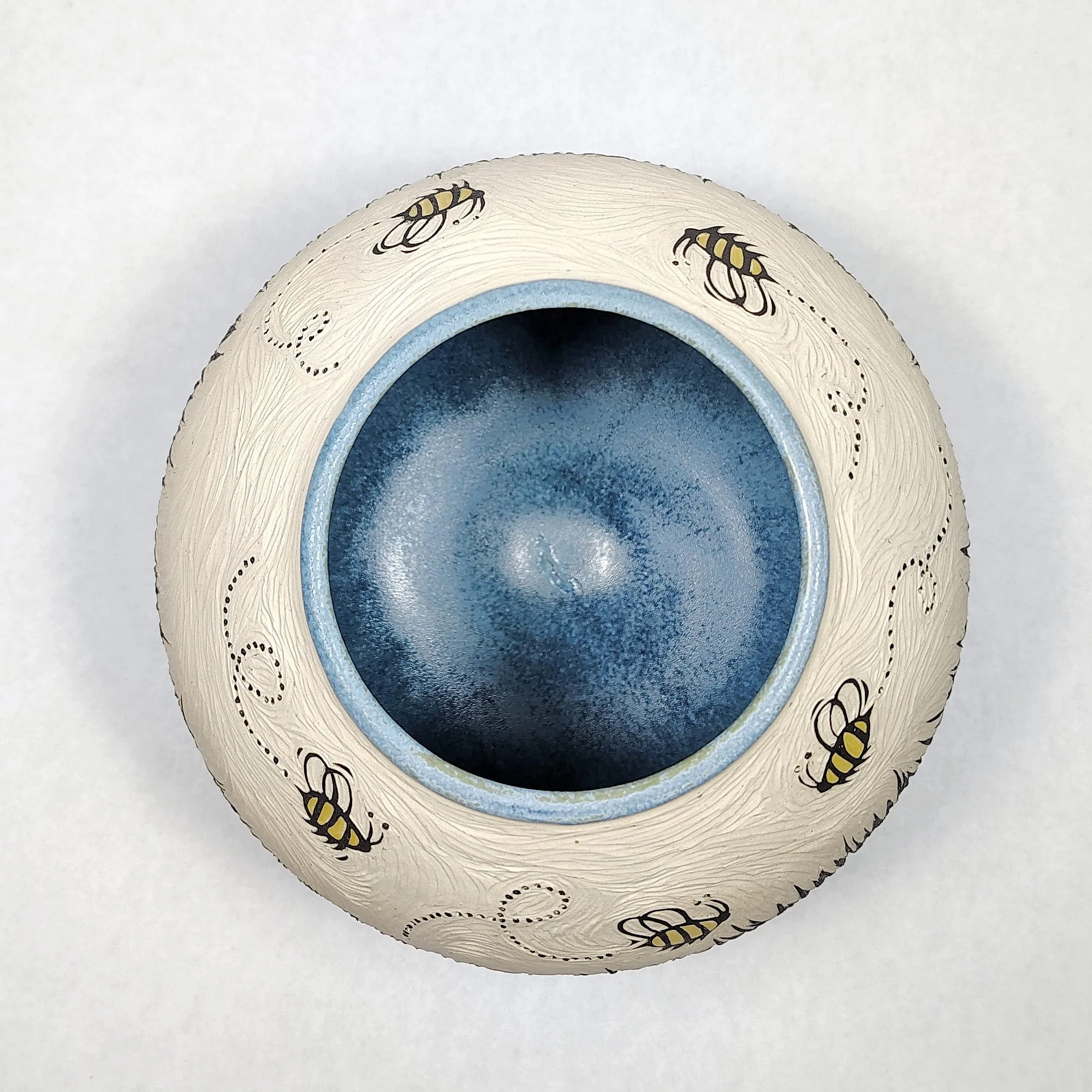 BE15-0058_BeeMeadowMoonJar_25_v1.jpg
