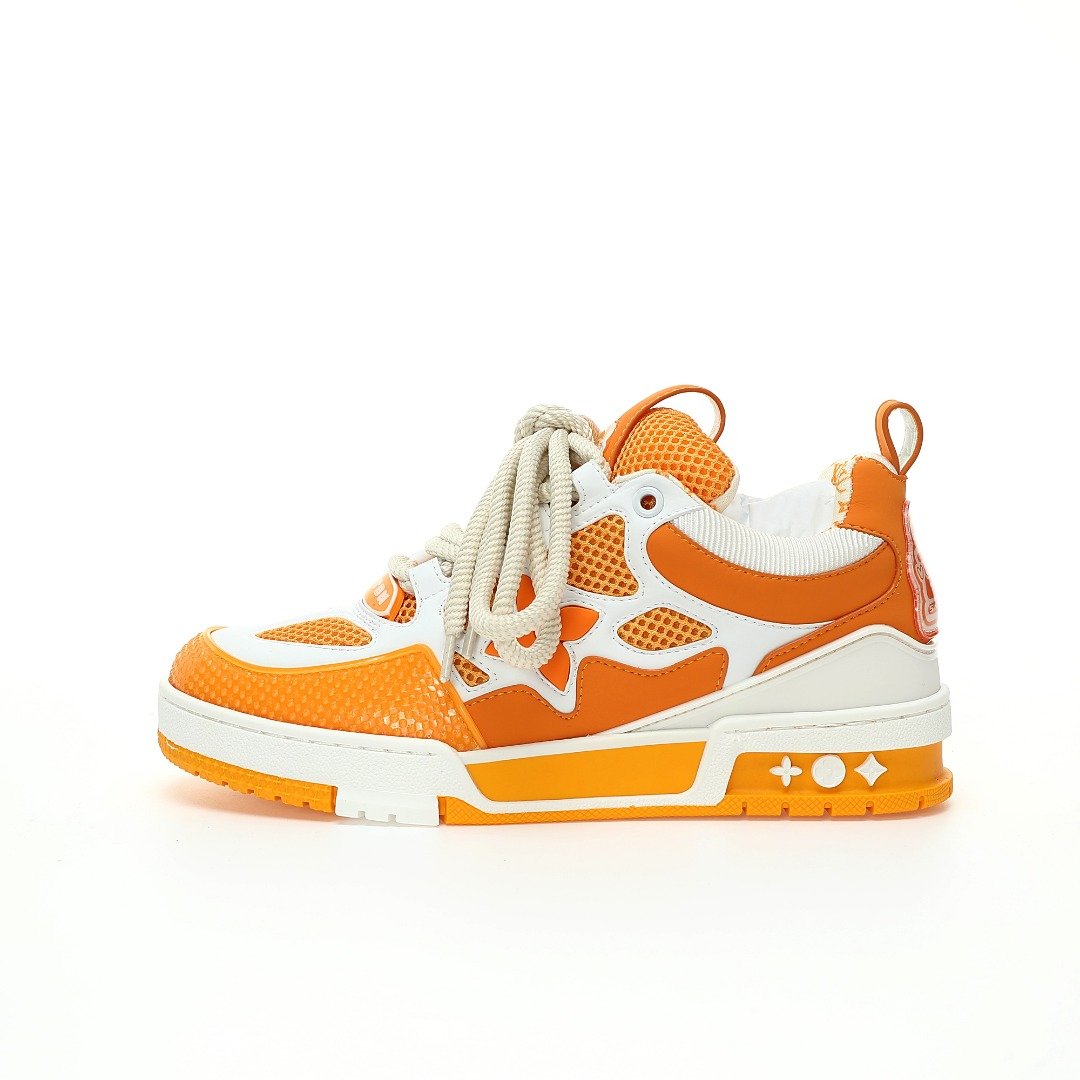 Lv Trainer Sneaker
