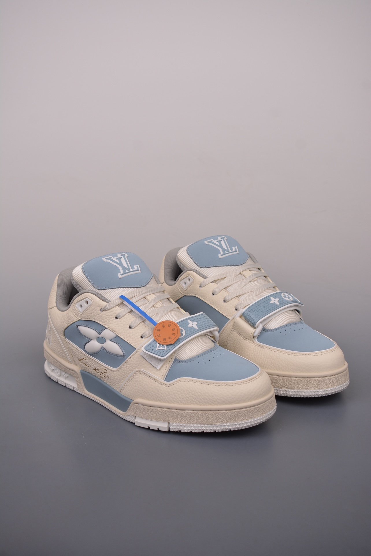 Lv Archlight Sneaker