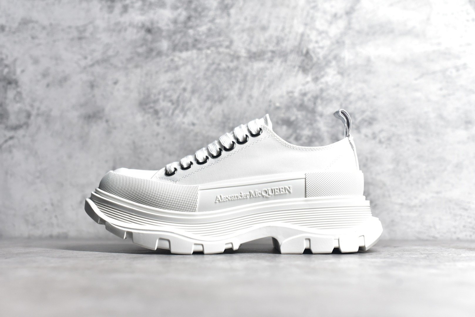 Alexander Mc Queen Tread Slick Men