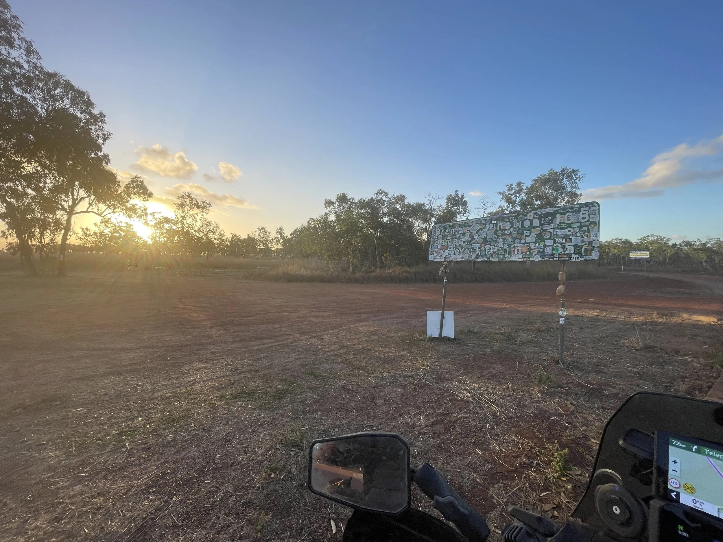 Weipa road intersection.jpg