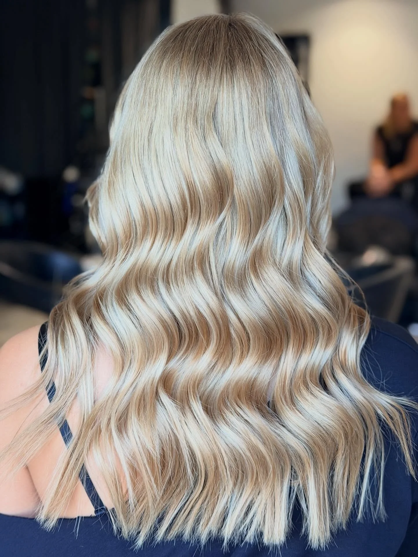 It&rsquo;s officially blonde season!!🌼☀️

#blonde #spring #summer #hair #hairdresser #salon #fyp #hairgoals #blondhair #muk #mukcolour #honeyblonde