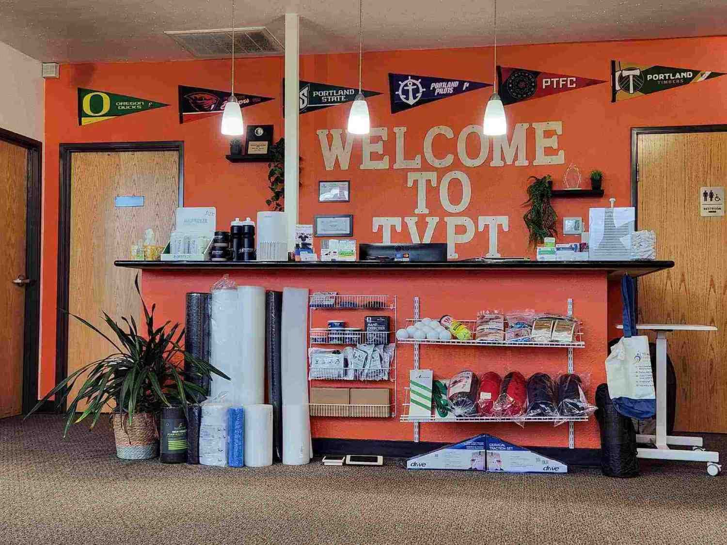 What you see when you walk through the doors of Tualatin Valley PT for chronic pain management