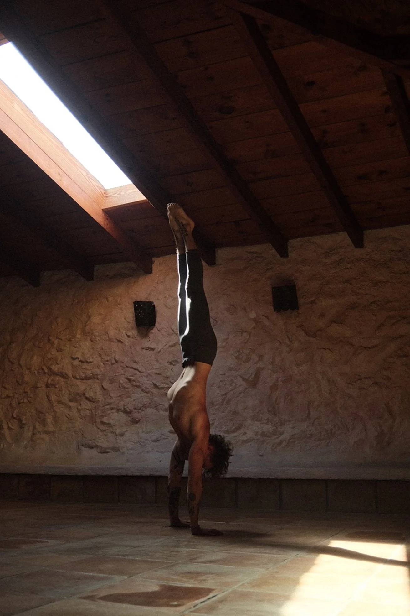 Frame 2087327575.jpg