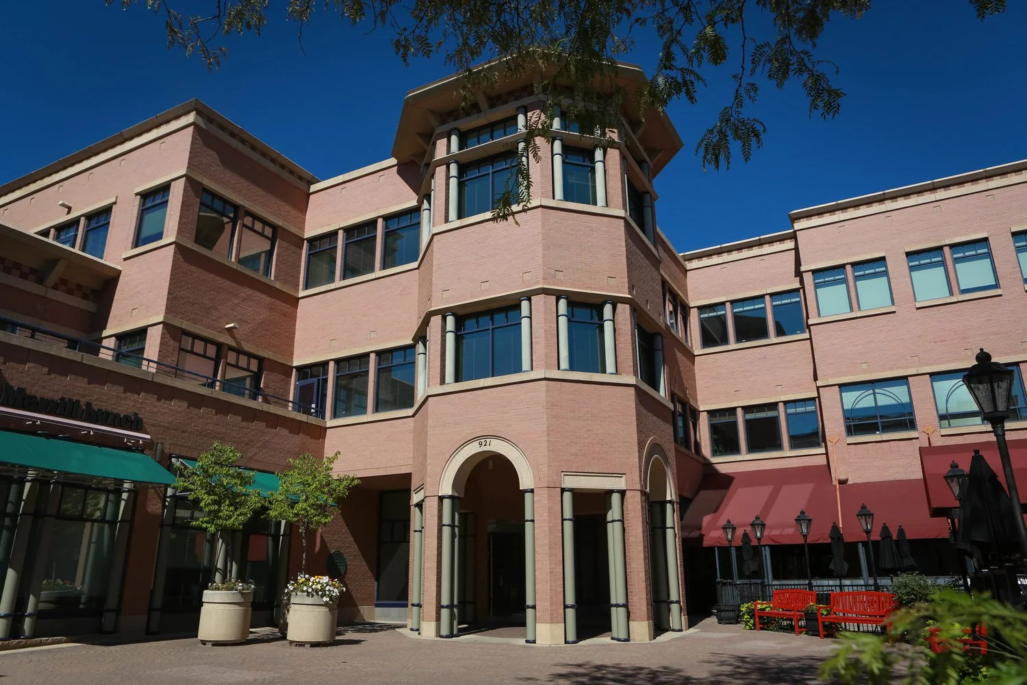 Hutchinson Black and Cook Welcomes Three New Attorneys – Molly E. Clarke, Lydia Holzman, and Ryan Robinson