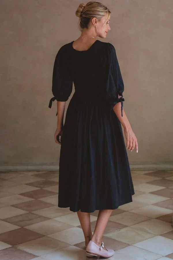 Freya_Dress_Black_Back.jpg