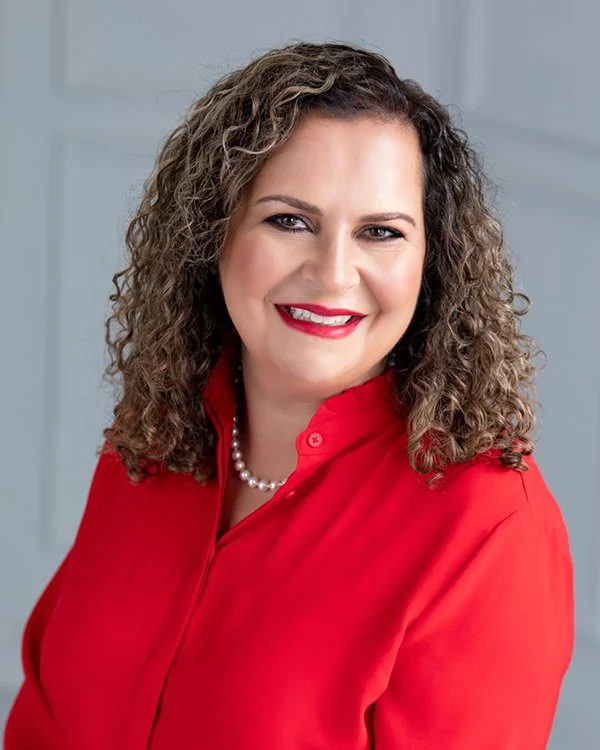 zainab's headshot 2.JPG