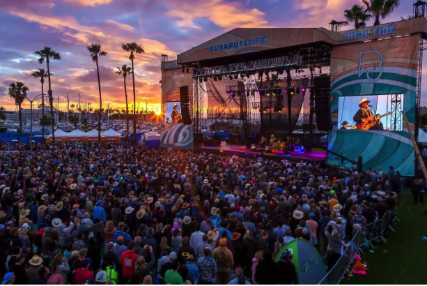 On the weekends, the beach next to the tent will turn into a happening music festival, and during the daytimes, family activities, product demonstrations and exercise classes will be scheduled.