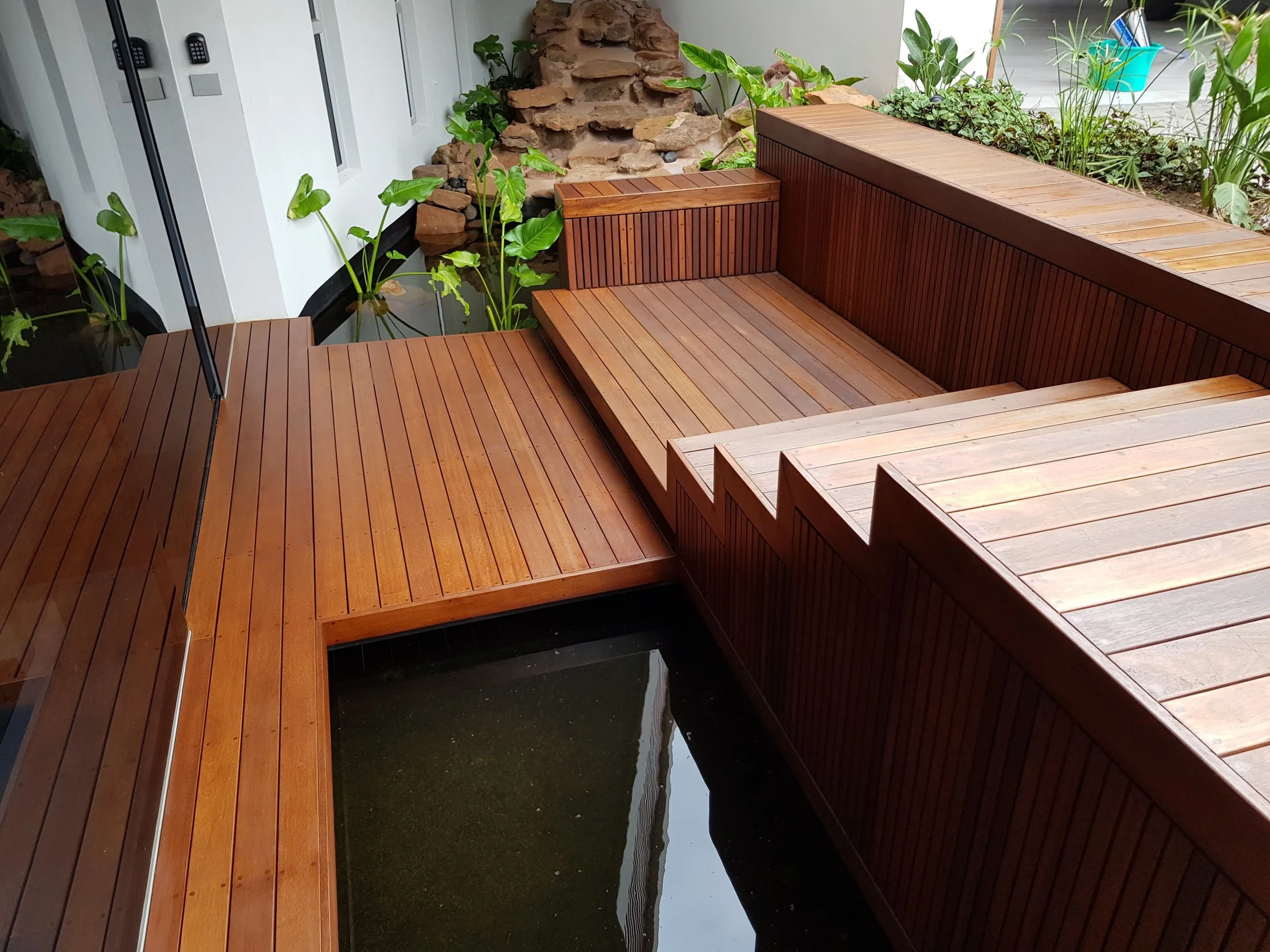 TIMBER DECKING EATURE.jpg