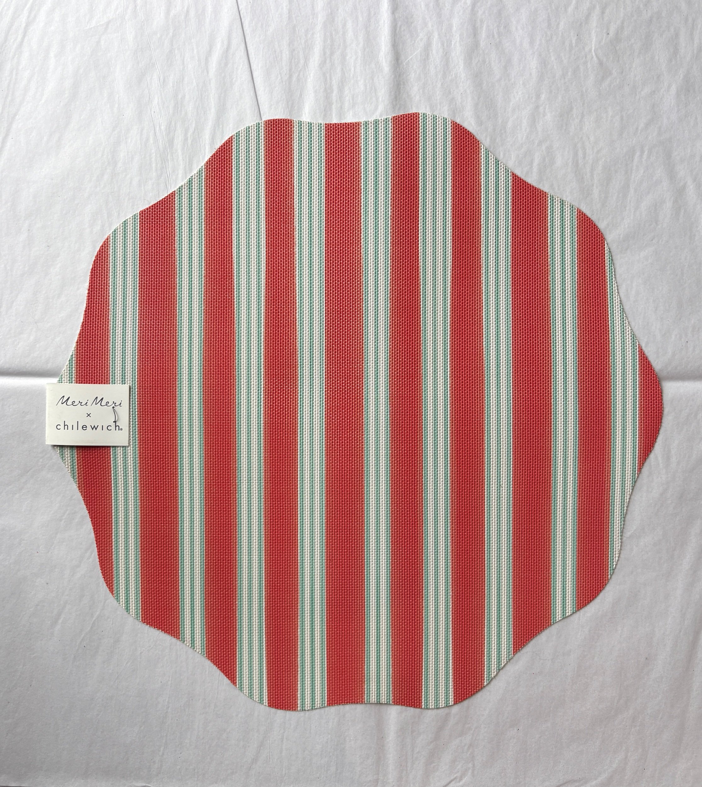 Chilewich Festive Stripe Scallop Placemats - Coral