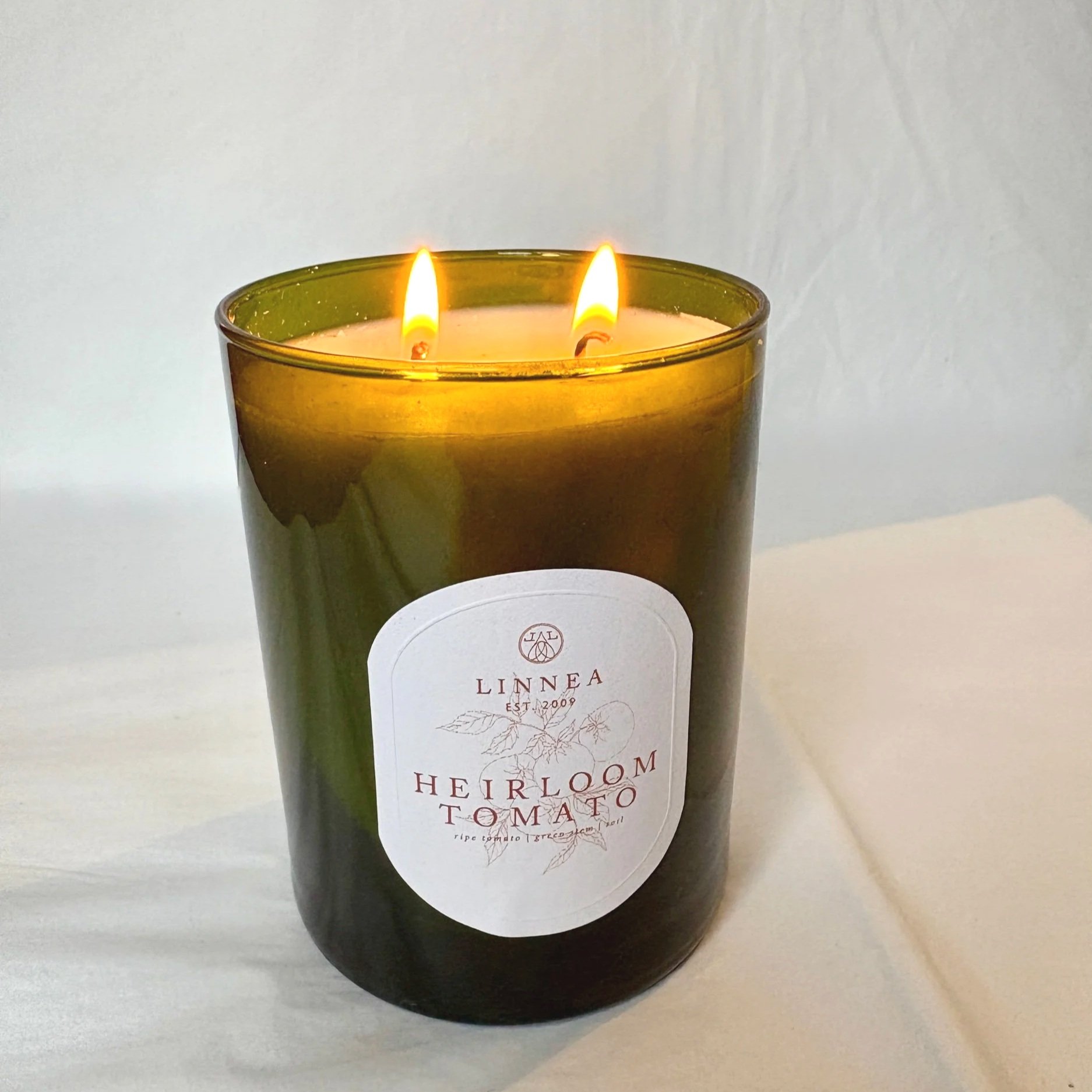 Linnea Scented Candle - Heirloom Tomato