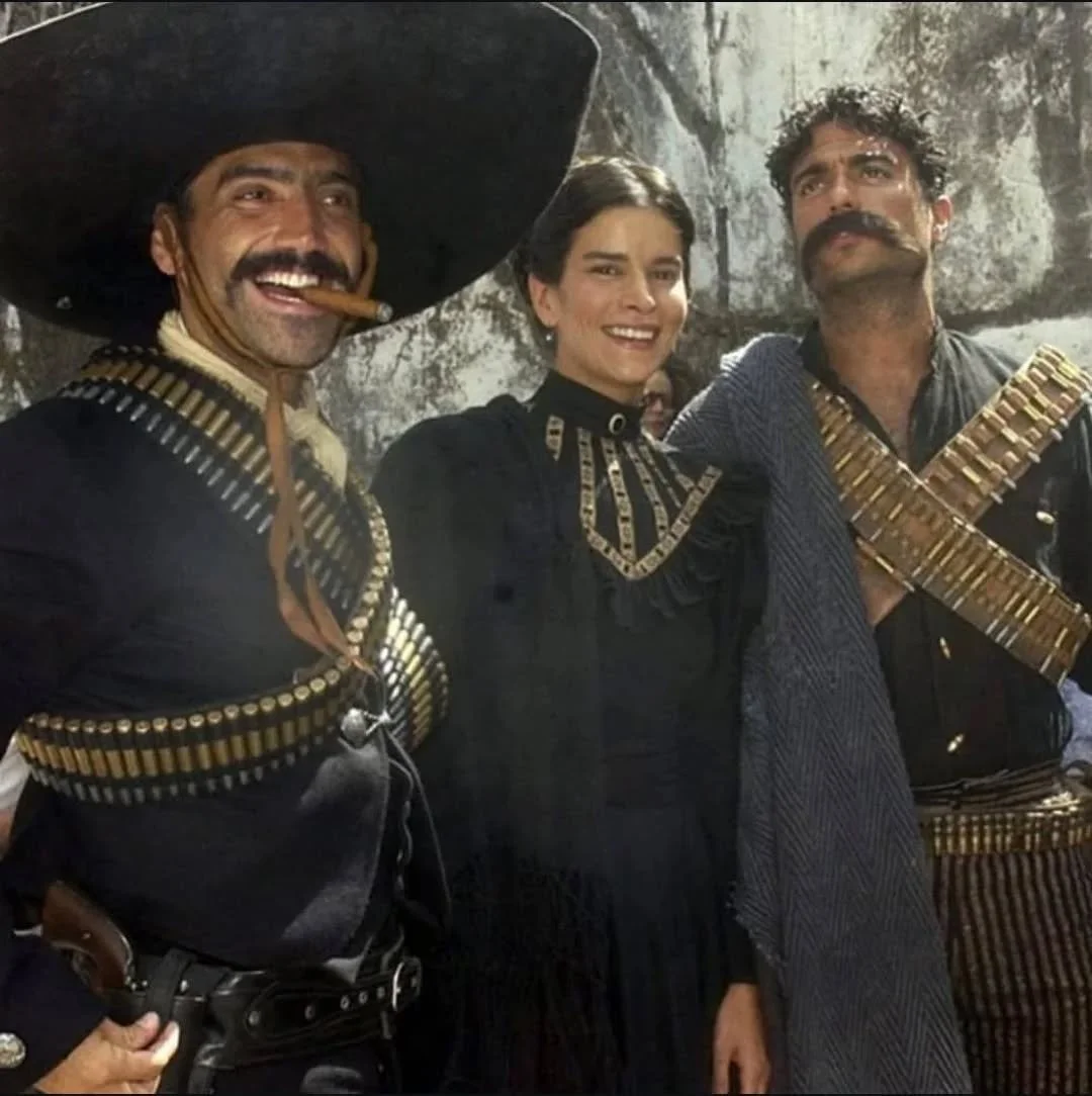 #tbt "Zapata el sue&ntilde;o del h&eacute;roe"
@alexoficial @jaimecamil
Dise&ntilde;o de Producci&oacute;n 
@zanettieugenio
Dise&ntilde;o de Fotograf&iacute;a 
#VittorioStoraro

#patriciavelasquez #pelicula #cine