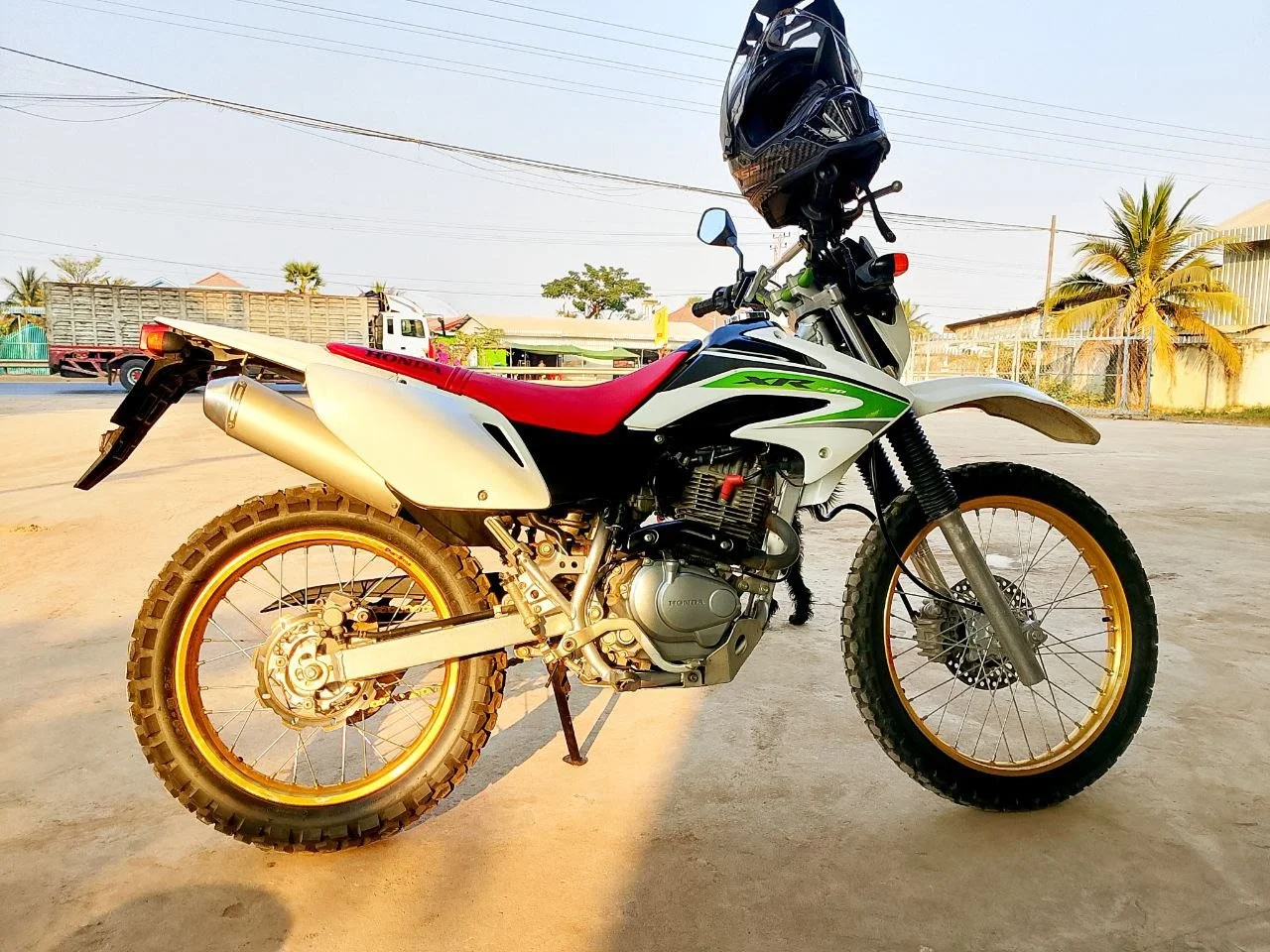 Honda XR230