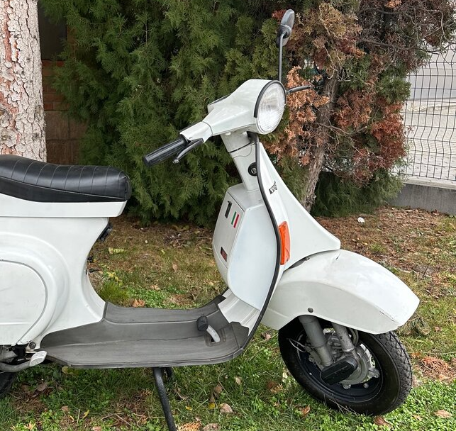 Vespa 50 1994 (not my personal pic)