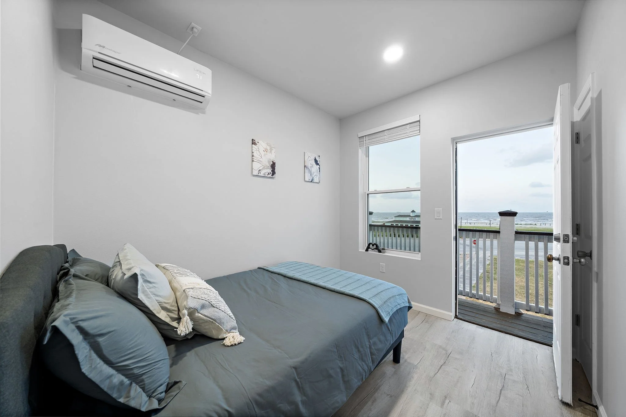 16-web-or-mls-801 Avenue K HDR (1).jpg