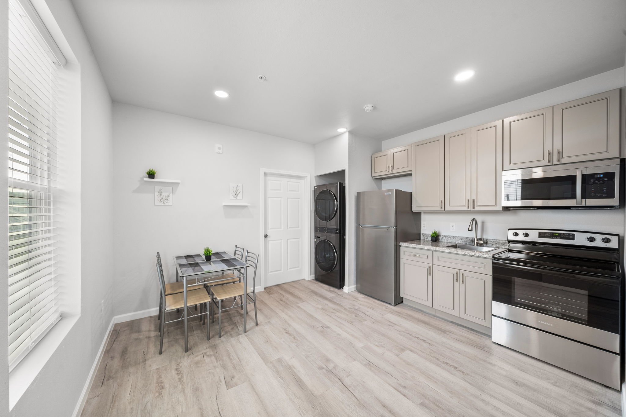 5-web-or-mls-John Tohme - 2813 Church St C and D HDR-126.jpg